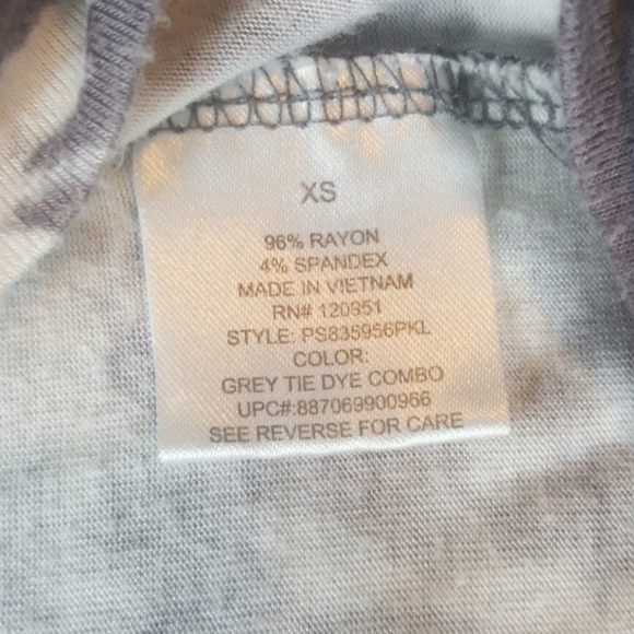 Pink Rose Hooded Shirt - Picture 8 of 11